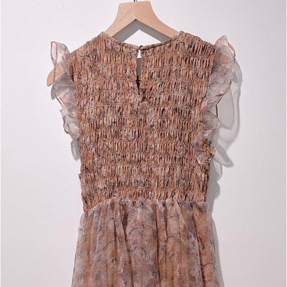 En Saison | Size Small, Peach | La Raque, Smocked Midi Dress - Picture 8 of 13